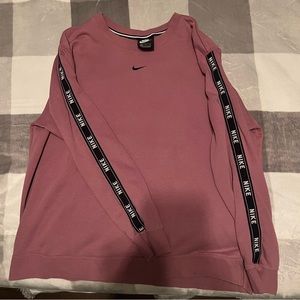 Lilac purple, Nike crewneck